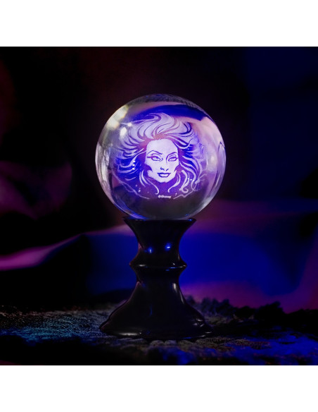 boule voyance madame leota avec fond halloween
