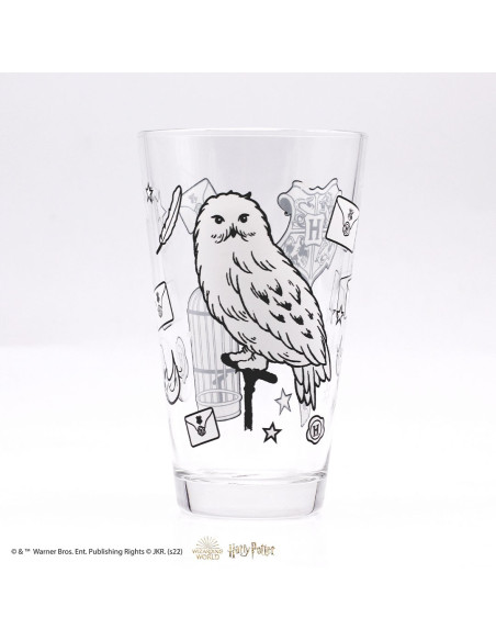 Hedwig coloring glass