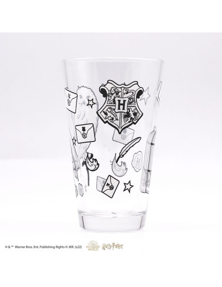 Hedwig coloring glass